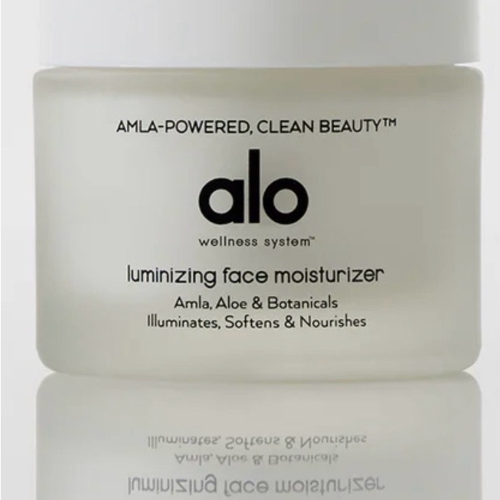 ALO Luminizing Face Moisturizer